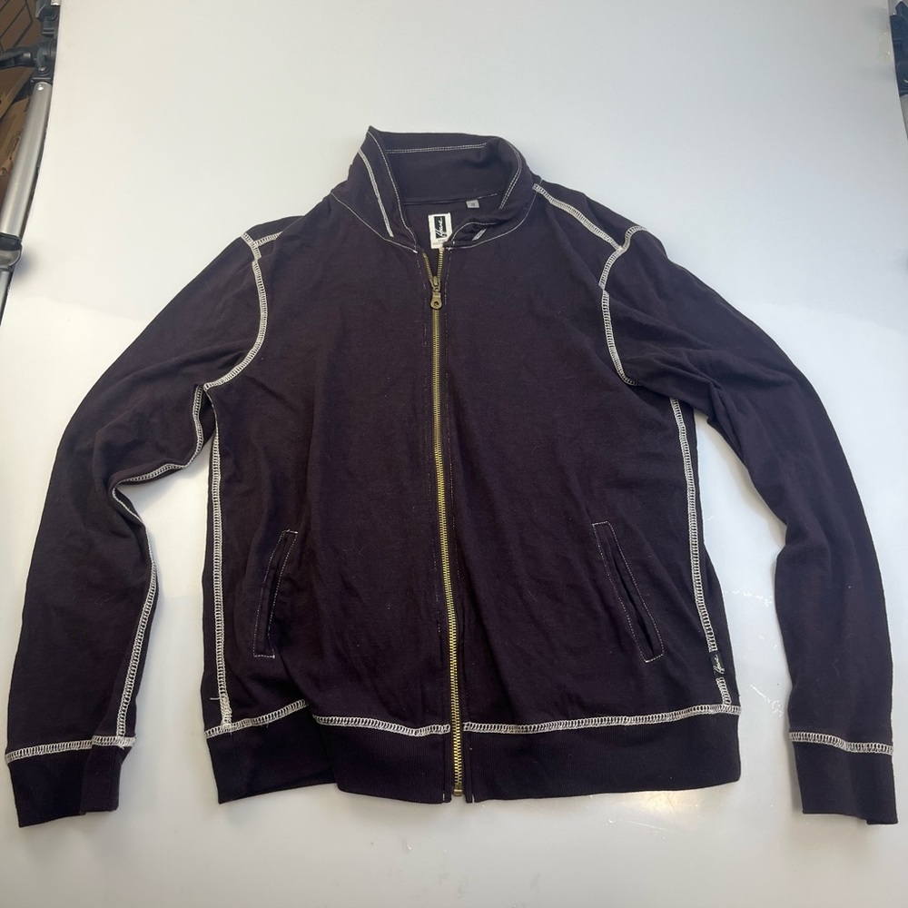 Howe, Men’s Sweater, Size Medium